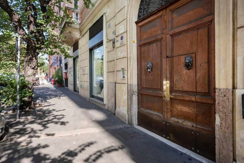 Vlad House, Close The Colosseum روما المظهر الخارجي الصورة